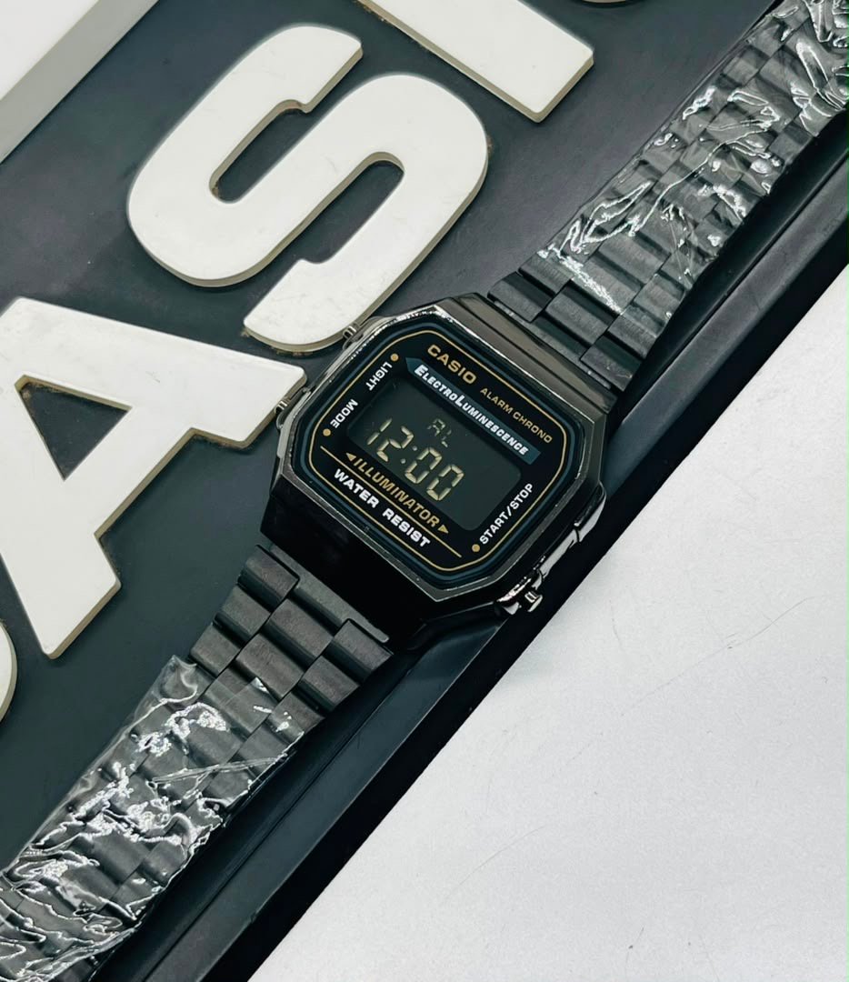 Casio vintage quartz watch