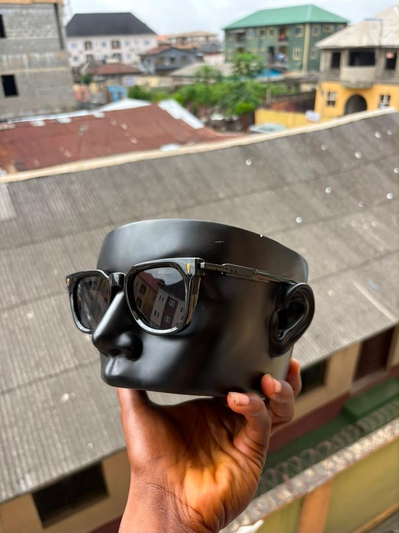 Premium Classic Glasses β image 2