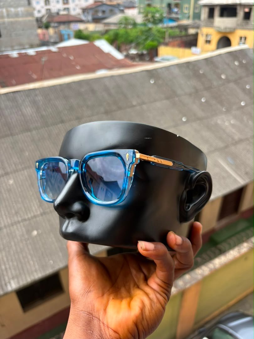 Premium Classic Glasses β image 3