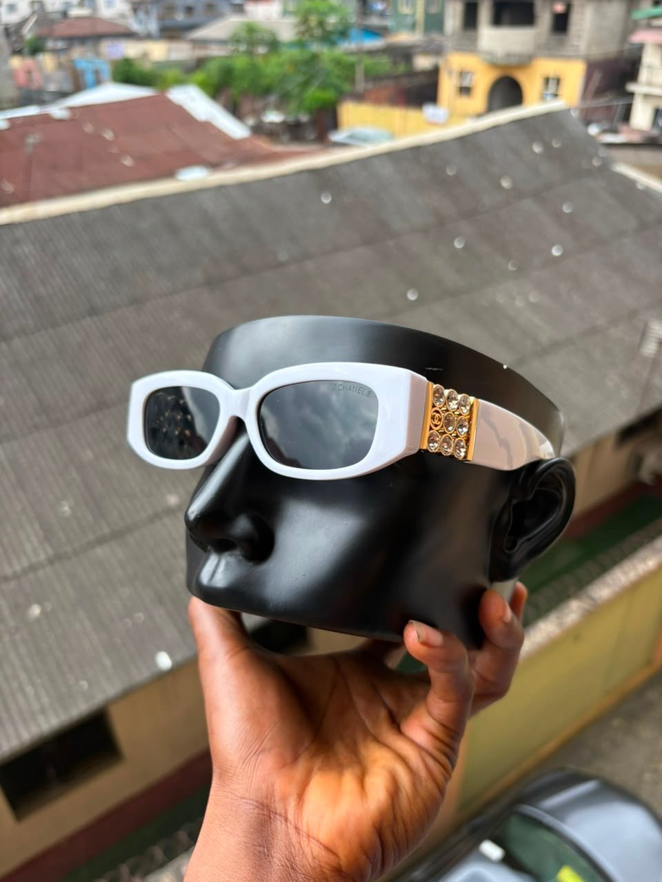 Trendy Fashion Shades — image 4