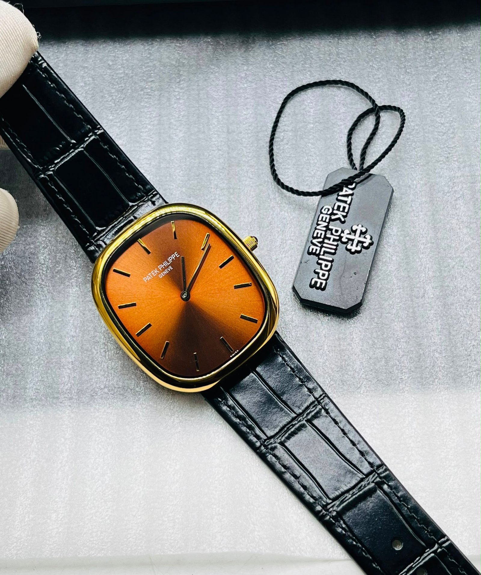 Patek Philippe Ellipse Style Watch — image 2
