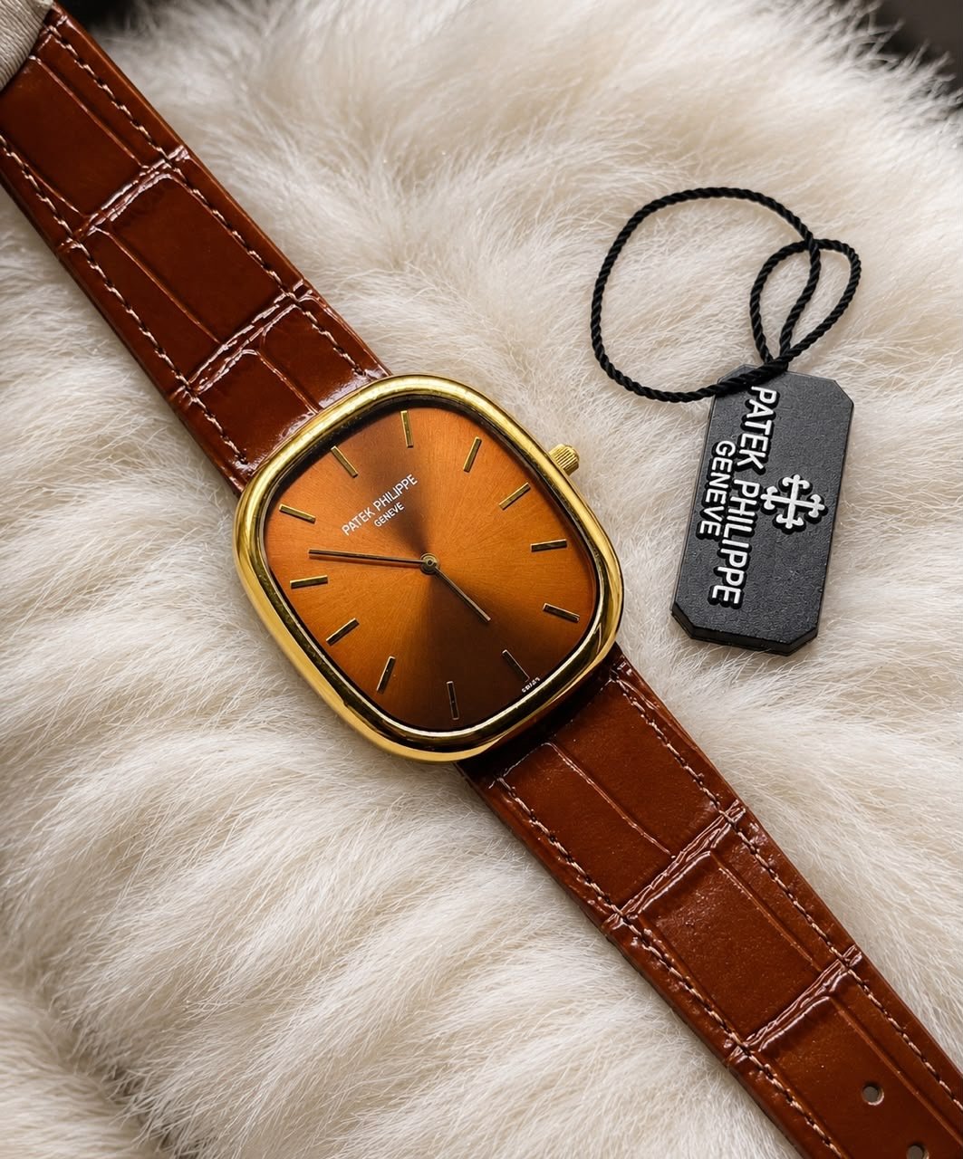 Patek Philippe Ellipse Style Watch — image 3