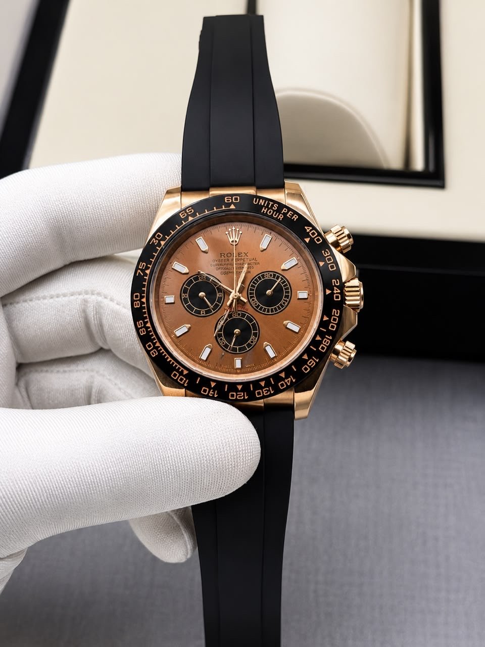Rolex Daytona Cosmograph Style Watch (Gold Cases with Rubber Strap) — image 2