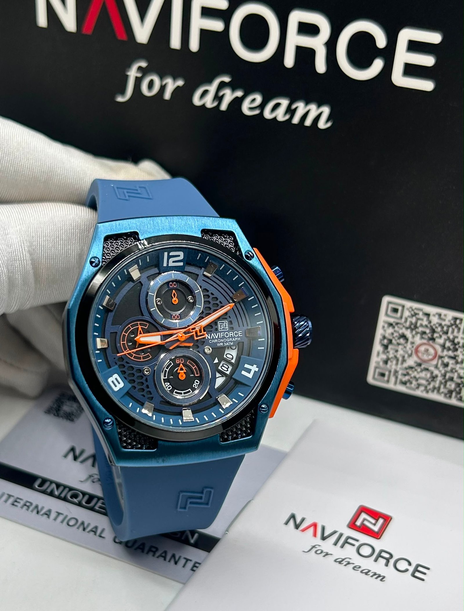 Naviforce Unique Design Chronograph Sports Watch with Rubber Strap — image 5