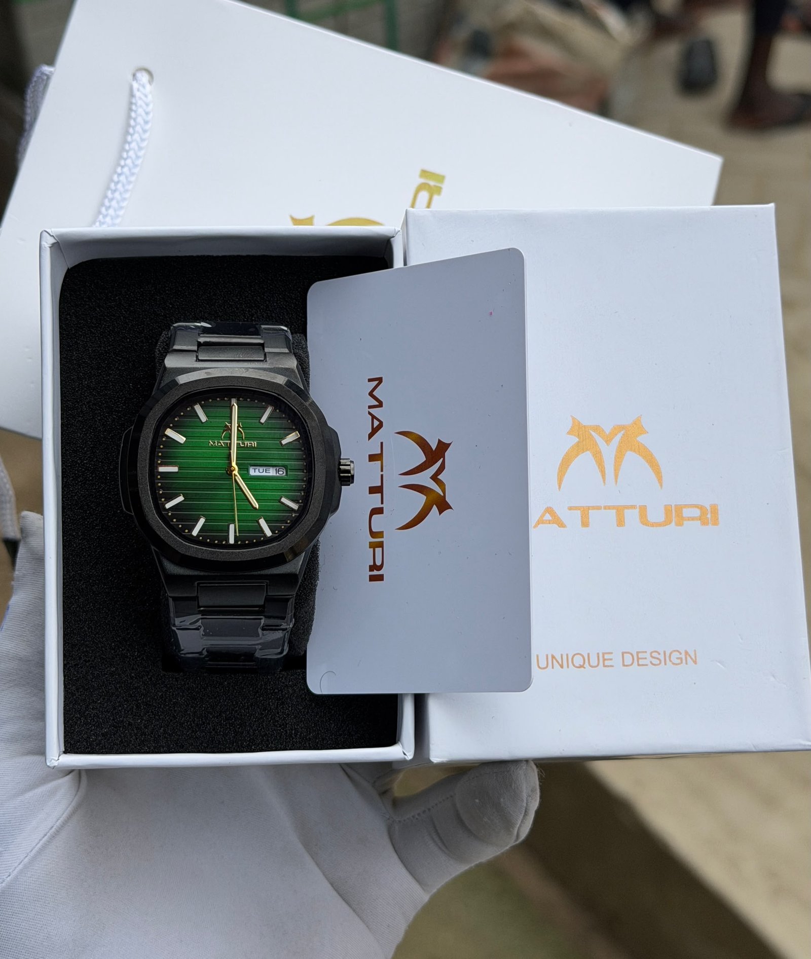 Matturi Nautilus Style Integrated Bracelet Watch — image 2