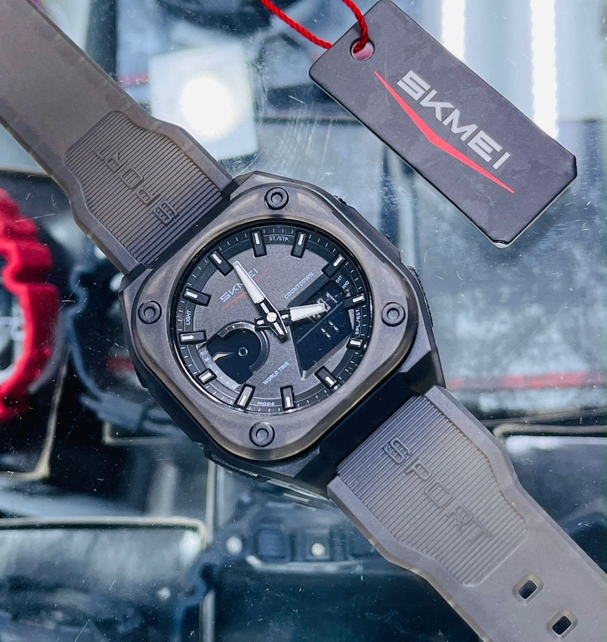 Skmei Rugged Dual Display Sports Watch