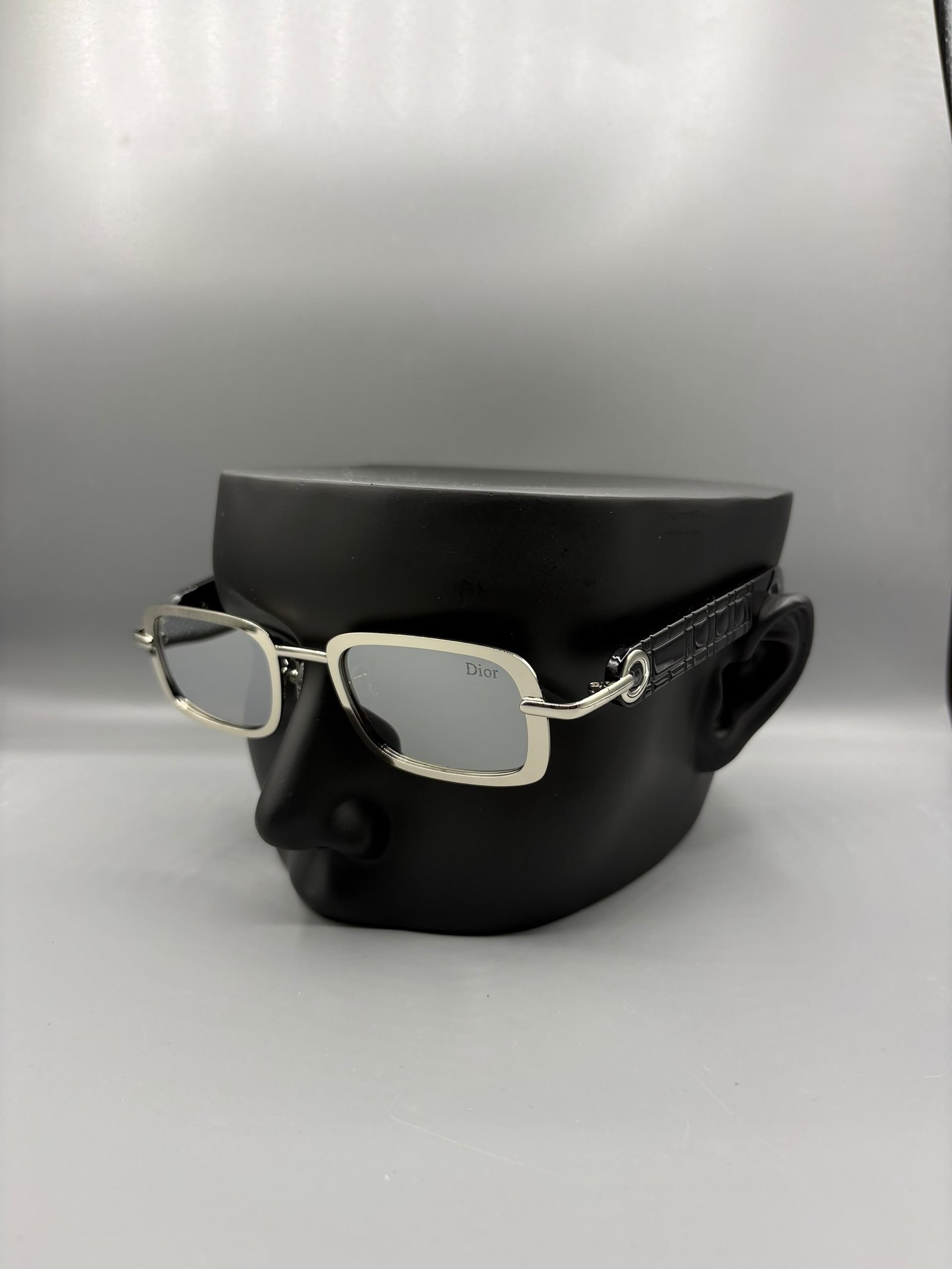 Dior Rectangular Metal Frame Sunglasses — image 3